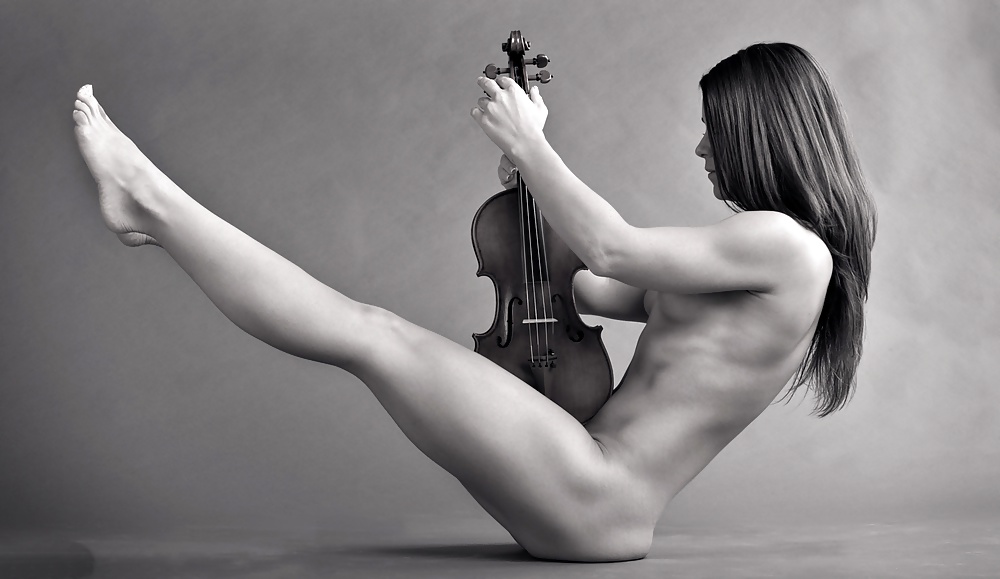 Naked women playing violin