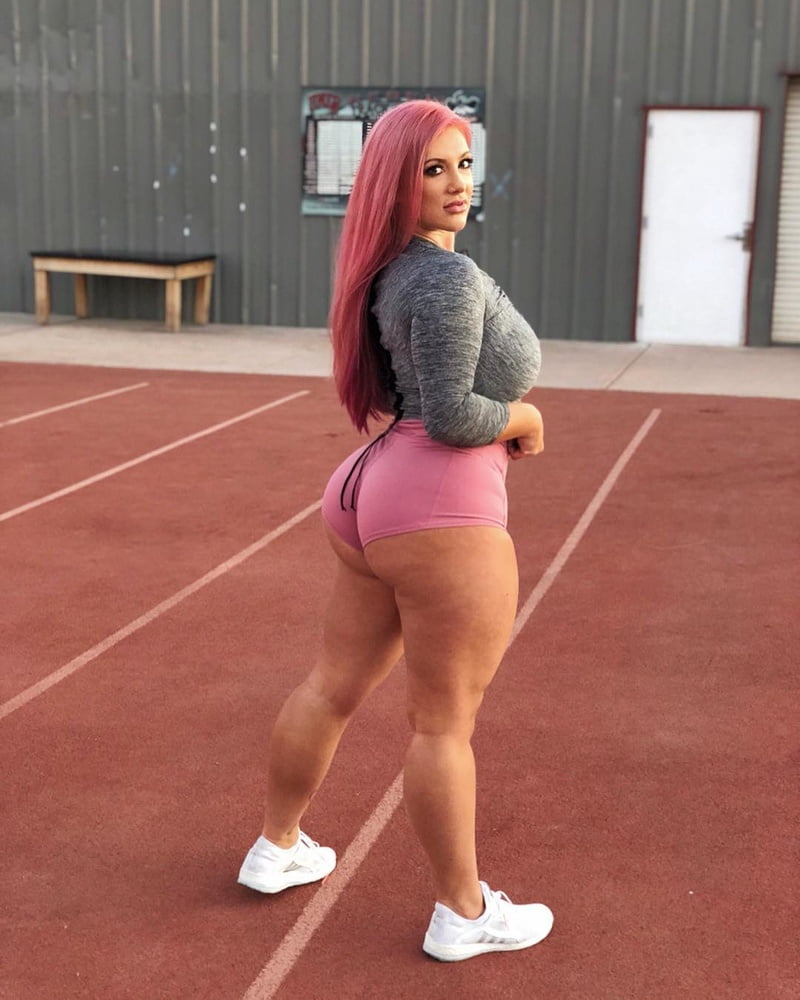 Pawg white force chick with butt photo
