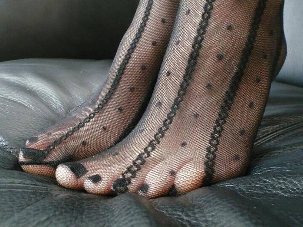 Fishnet feet masturbation