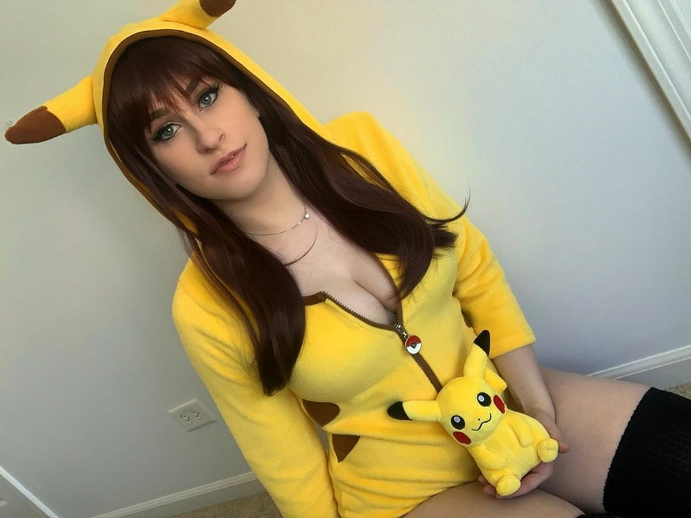 Sexy Pokemon Cosplay Porn
