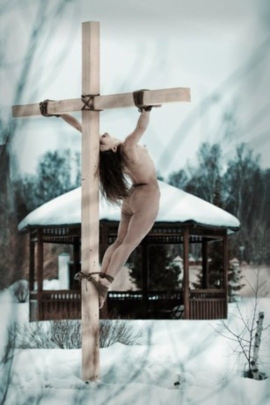 Women Crucified On Crosses Play Hot Bondage Min Video