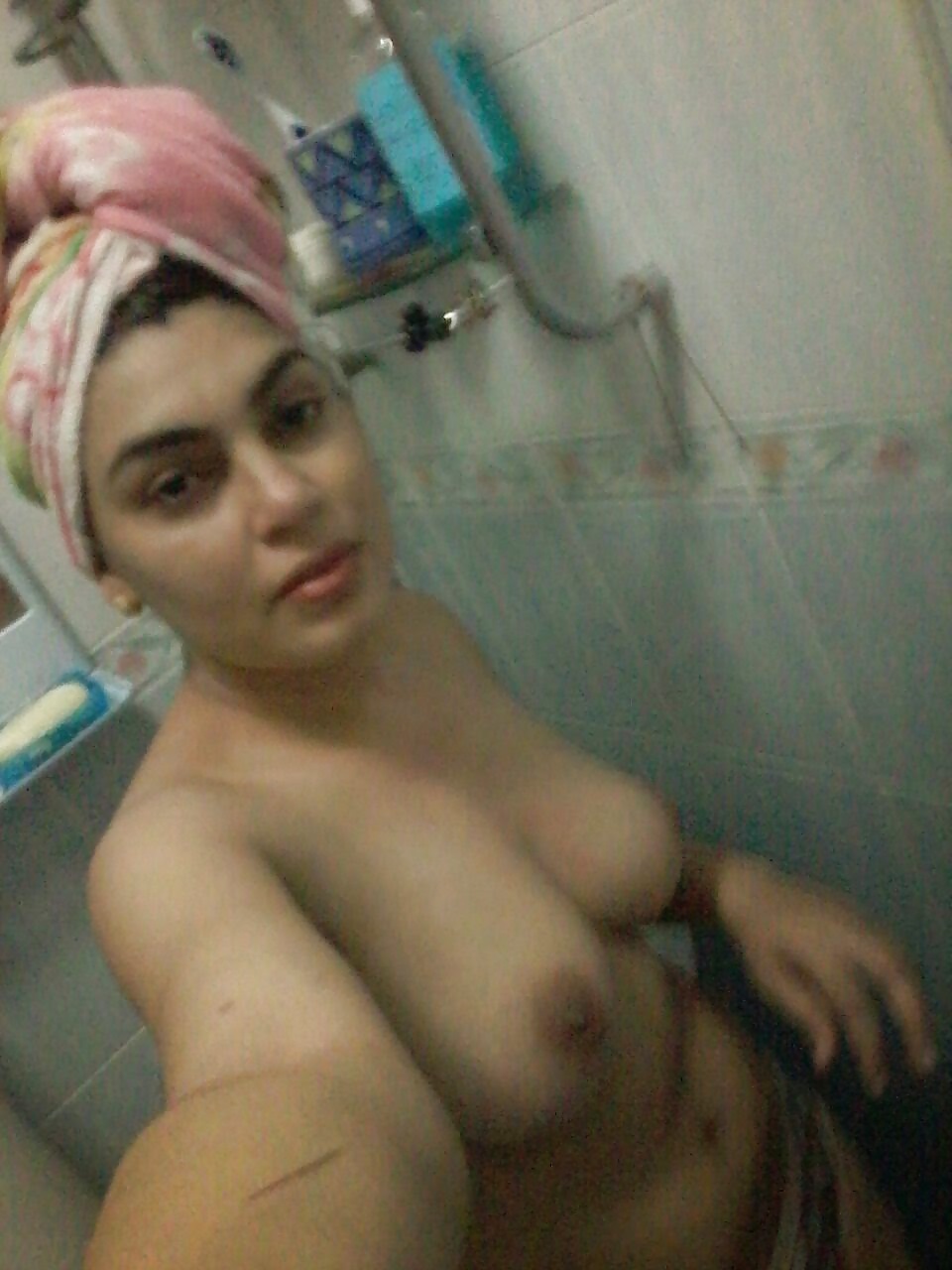 Iran Girl Nude Pic.
