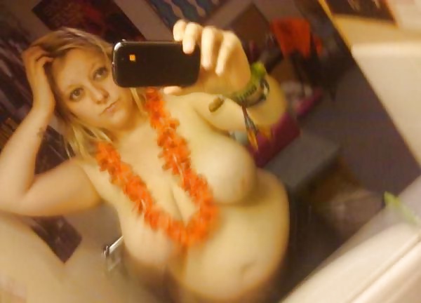 Porn image Selfie Amateur Big Tit Babes - vol 17!