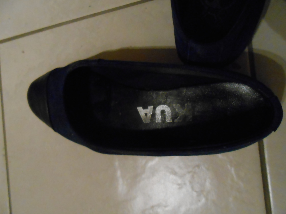 Porn image je decharge dans ses ballerines