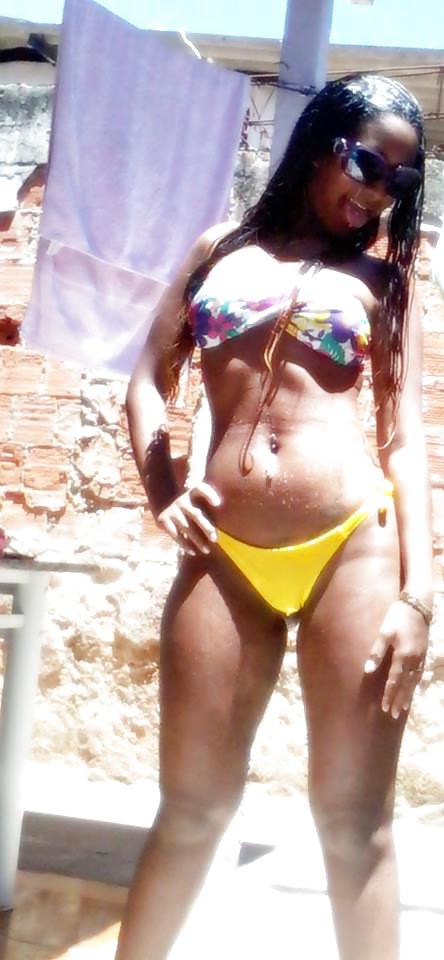 Porn image Delicias das comunidades cariocas.