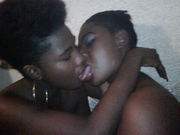 Porn image Haitian Lesbian