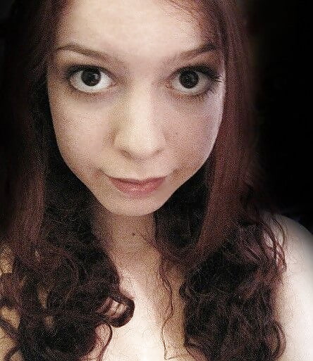 Porn image Cutie redhead Lea