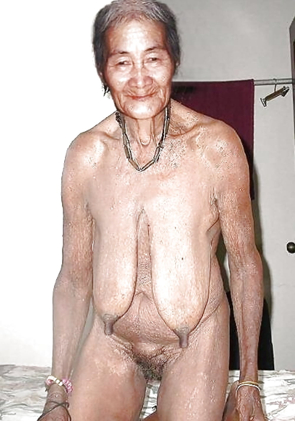 Granny Nude Pics And Old Granny Porn