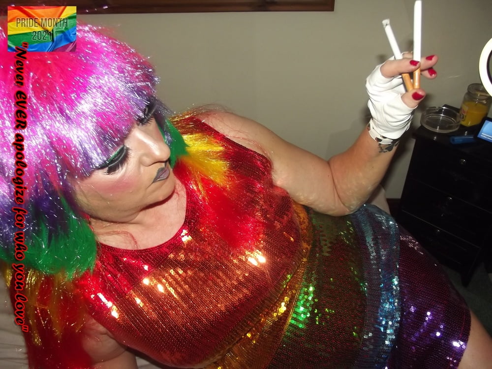 WHORE WITH PRIDE - 46 Pics 