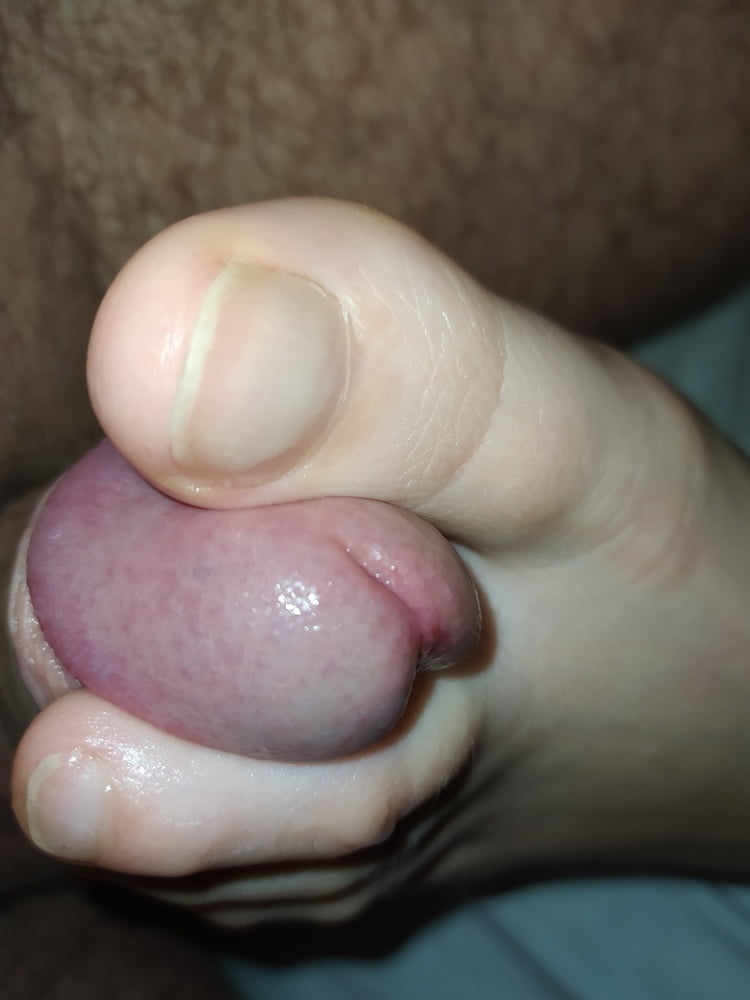 Foot fetish - 3 Photos 