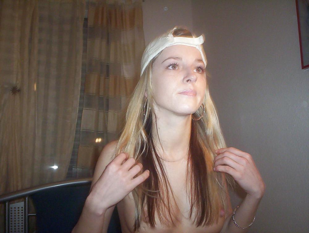 Porn image Amateur Young Blond Teen