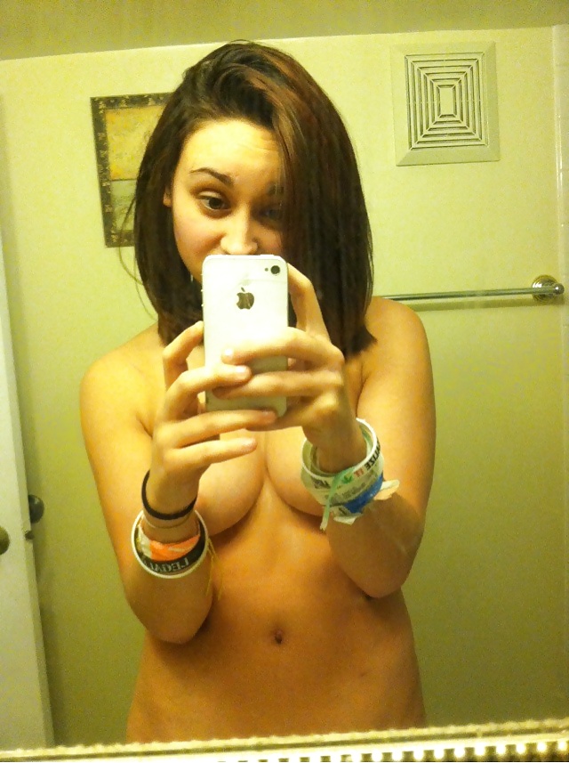 Porn image Selfshot Young Teens