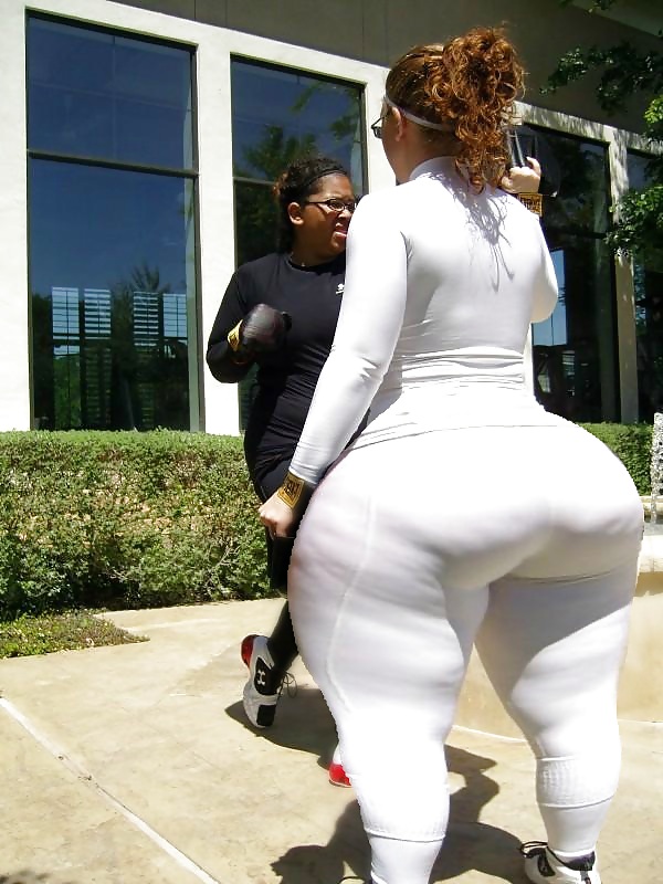 Porn image big booty white girl  thick lol