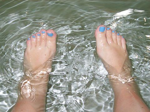 Porn image Feet with blue toes