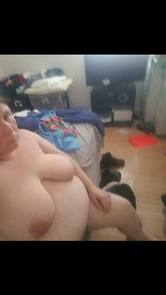 Step mom's big tittes and sexy body - 55 Photos 
