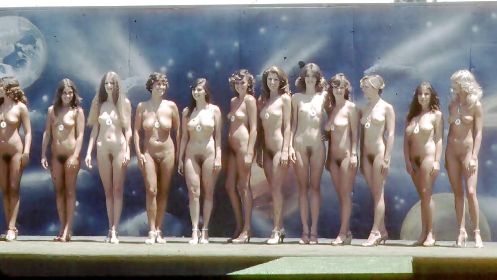 Nude pics of usa girls