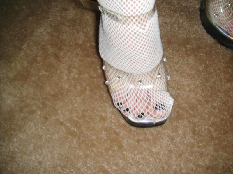 Porn image love these toes