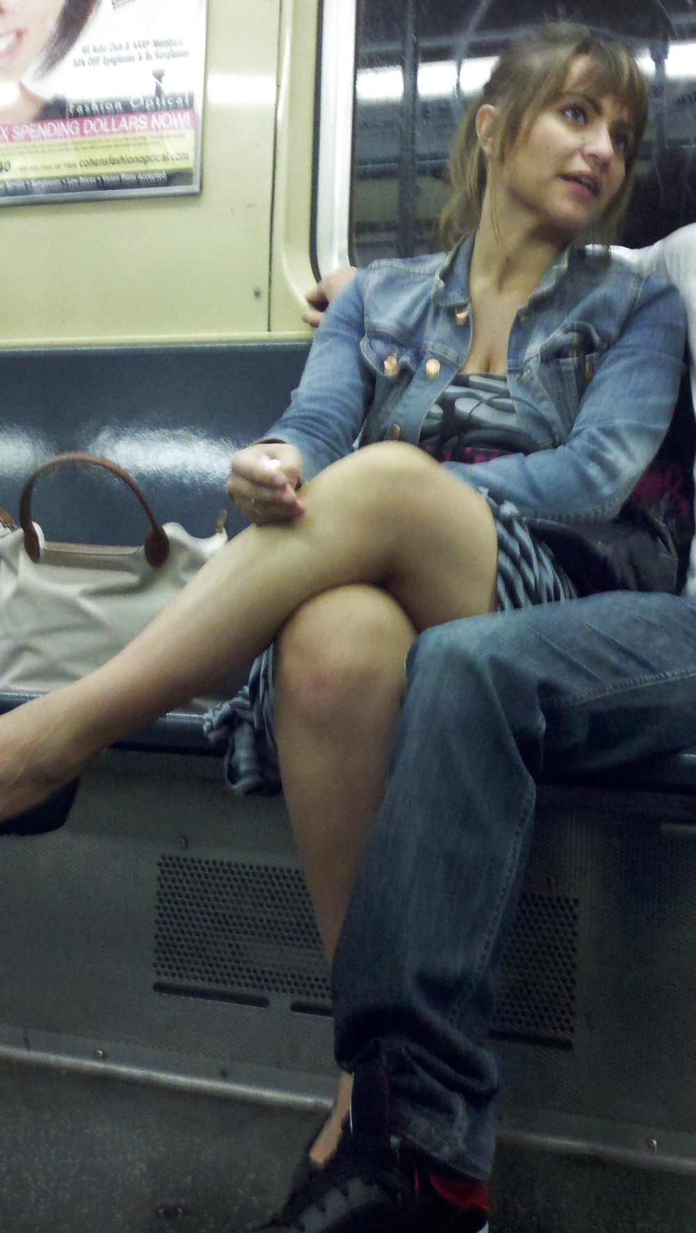 Porn image New York Subway Girls 82