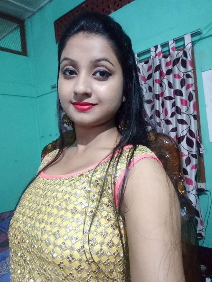 Chudasi......Bhabhi - 75 Photos 