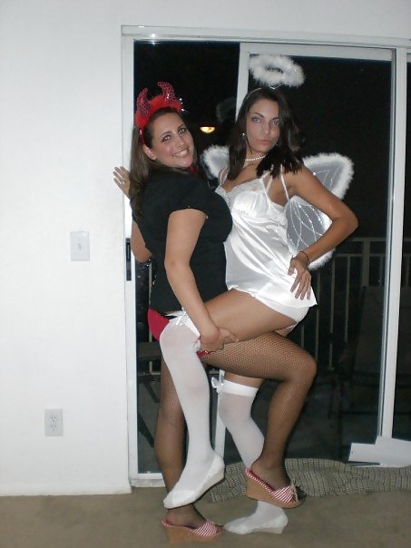 Porn image College Girls!