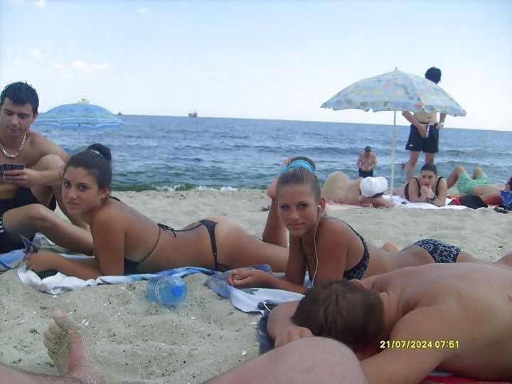 Porn image Bulgarian amateur girls ass pt.3