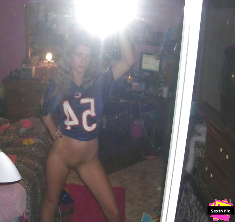 Porn image Selfie Fun Gals