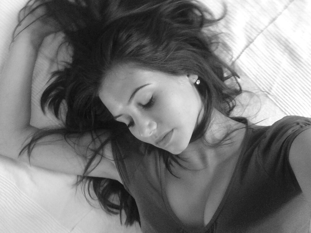 Porn image Sexy Brunette