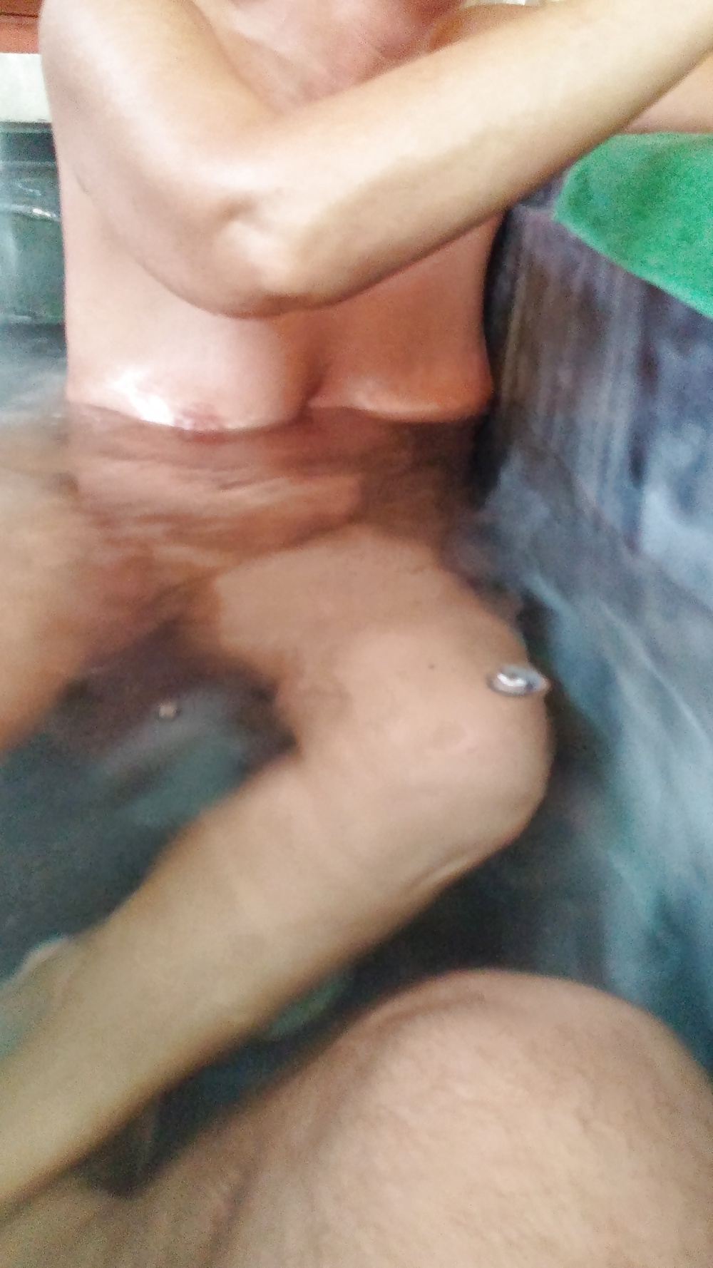 Porn image Sexy milf posing in hot tub