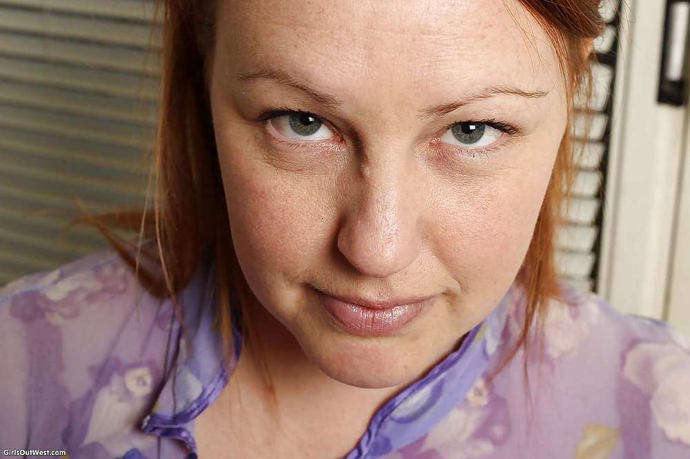 Porn image Busty plump amateur spilling tea on her juggs