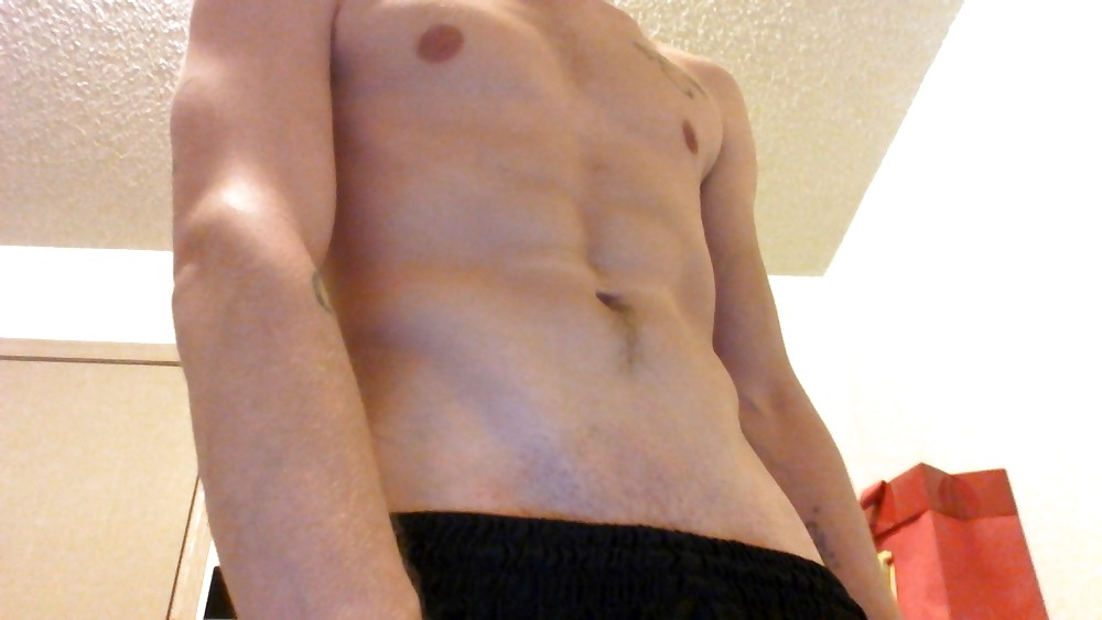 Porn image Jus A Bit bOooOreD