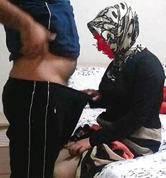 Başı Kapalı Kadın Sex