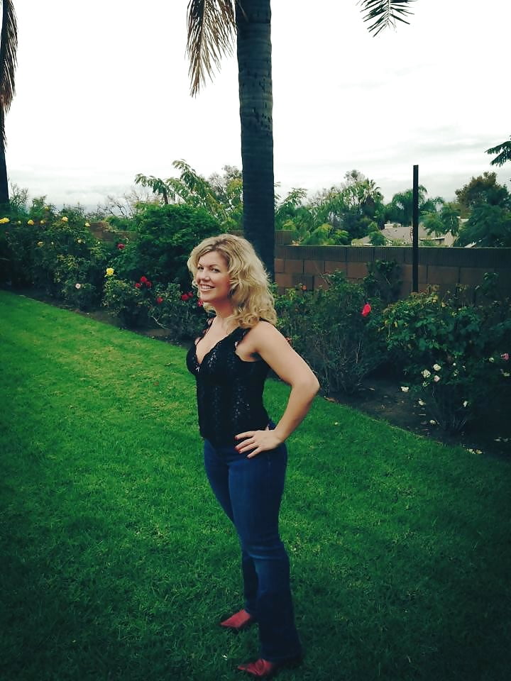 Porn image rubia caderona