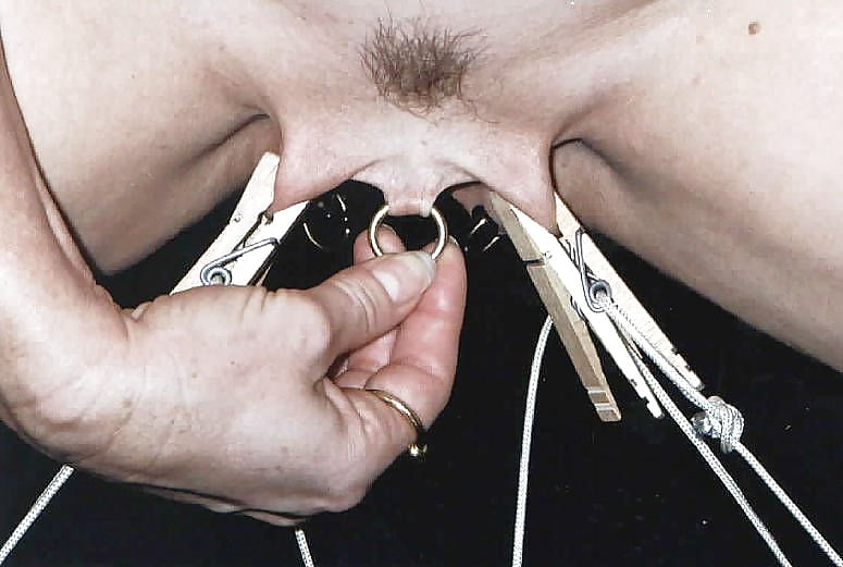 Porn image Pussies wide open with