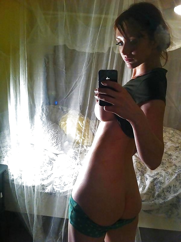 Porn image Horny Silly Selfie Teens (69)