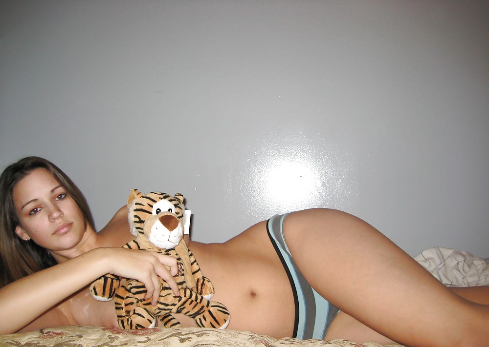 Porn image KLEINE SCHLAMPE II