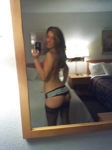 Porn image Round ass on teen slut
