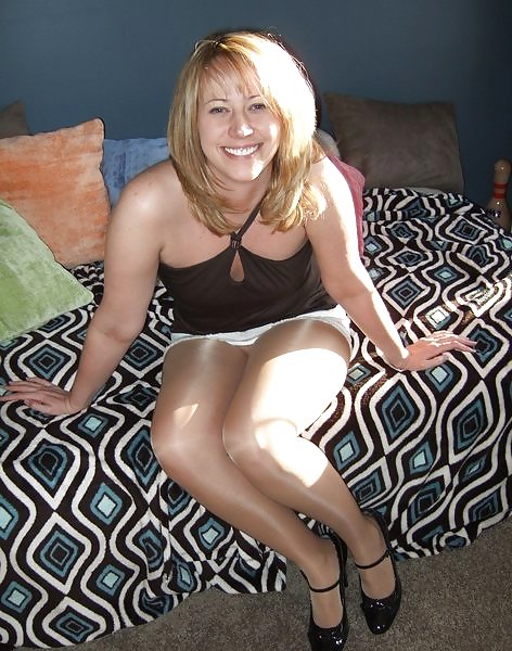 Porn image WOMAN AND GURL....
