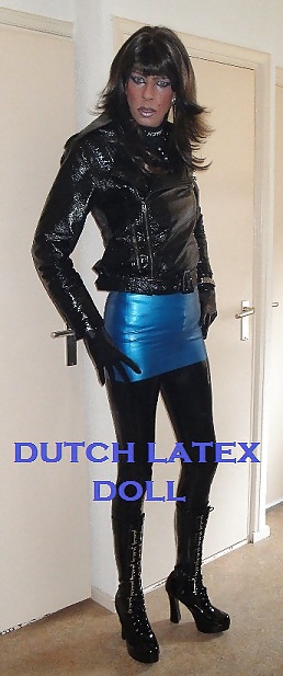 Porn image The real latex doll