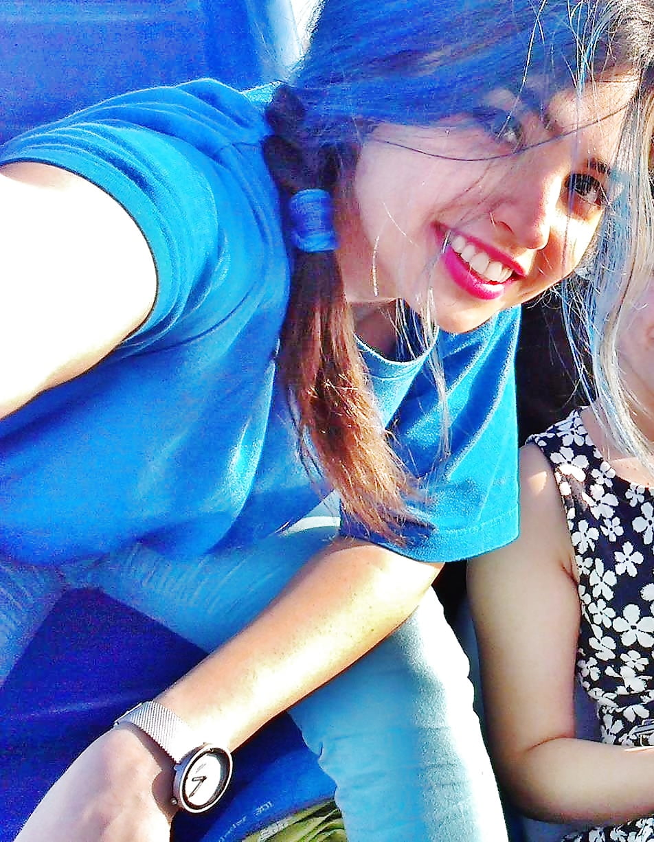 Porn image feut sich wenn sie Schwanz blasen darf