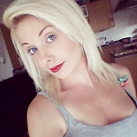 Porn image Facebook Milfs 2