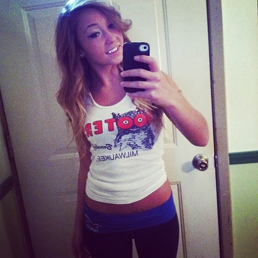 Porn image American Slut Bombshell