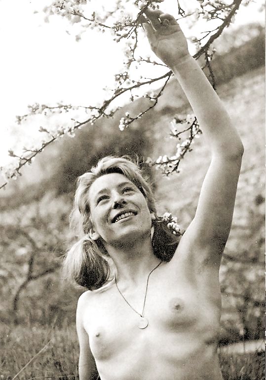 Porn image A Few Vintage Naturist Girls That Really Turn Me On (5)