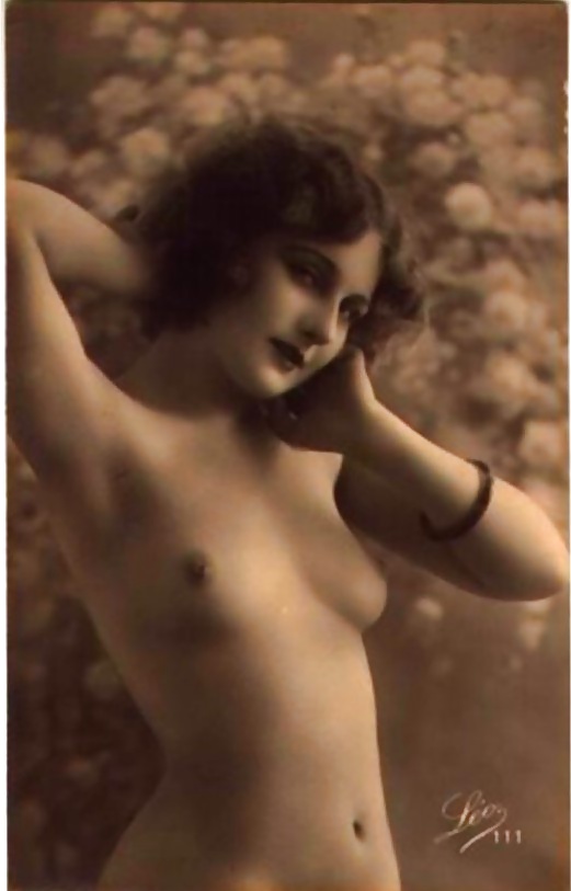 Porn image Vintage lady's & Their Bosoms-num-011