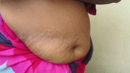 tamil aunty standing to show her boobs very hot         