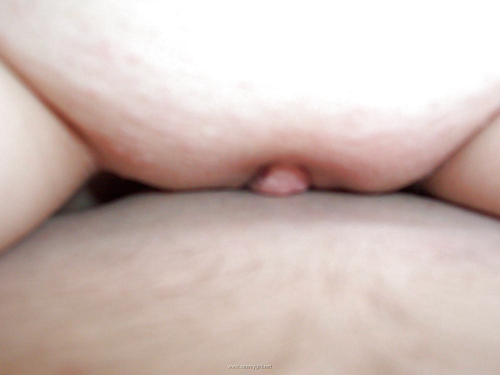 Porn image SIE IST SCHOEN UND SAUGEIL !!