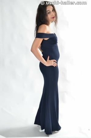 photo shooting with turkish born jasmin in an evening dress         