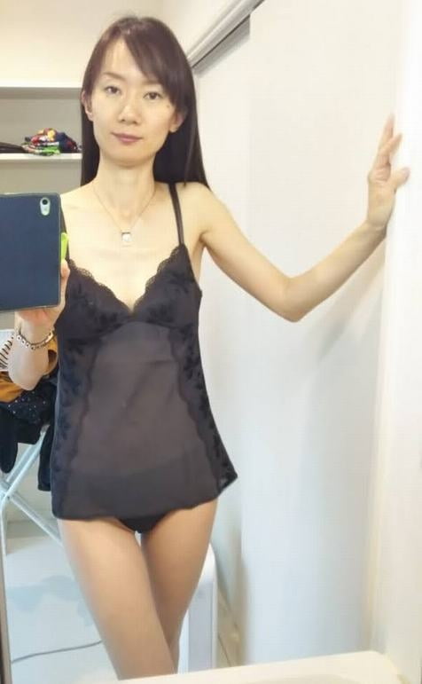 Japanese wife(julie) lingerie1- 30 Photos 