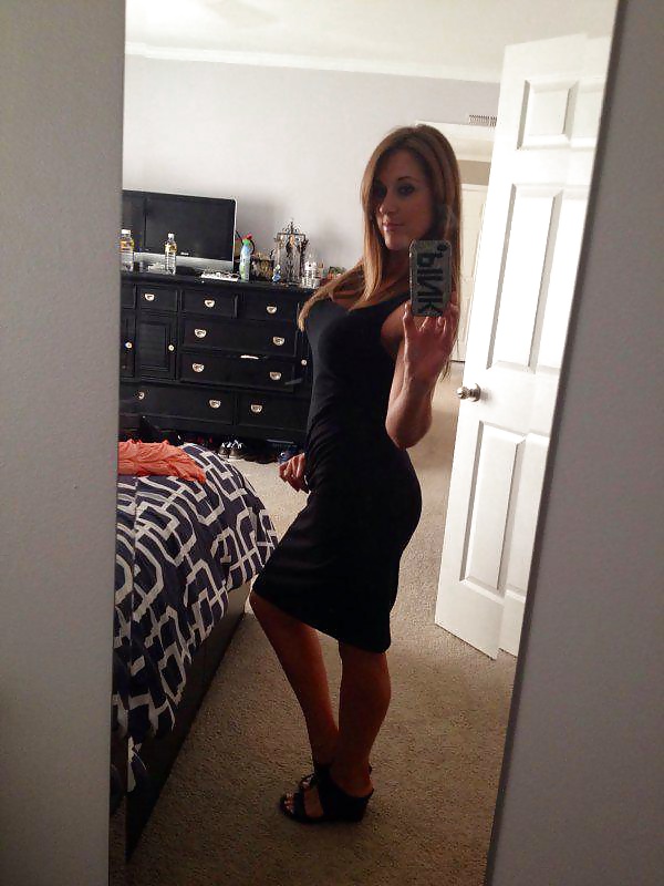 Porn image Tight dresses & skirts 7