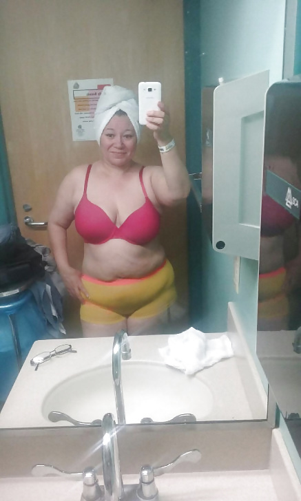 Porn image Lucina (Thick Mexican BBW)