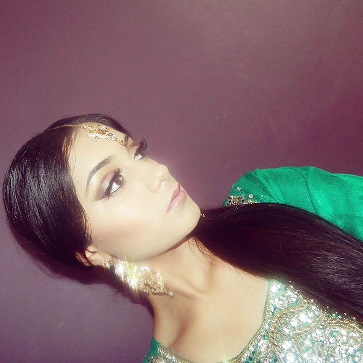 Porn image STUNNING TEEN HIJABI  PAKI